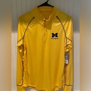 Michigan Wolverines XL NWT